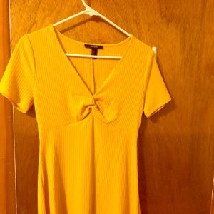 A pretty yellow dress in good condition